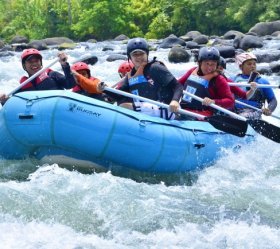 10. - 11. den: Rafting a vodopády severního Mindanaae