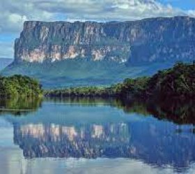 3.-6. den: Salto Ángel a Národní park Canaimae