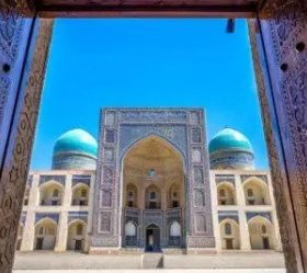 Jaké jsou podmínky vstupu do Uzbekistánu a Tádžikistánu?