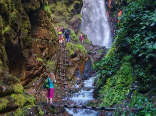 Peru  -  Sever a Jih jaro 2027