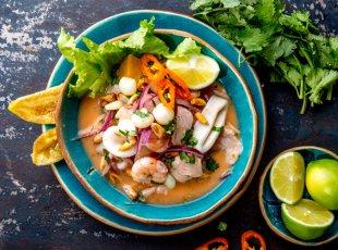 Peruánský národní pokrm ceviche
