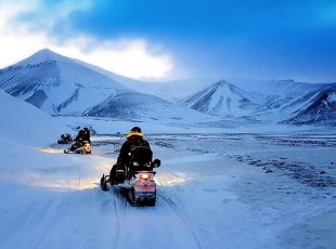 Na výpravě na sněžných skútrech