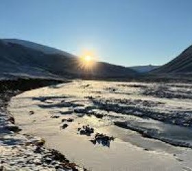 7. den: Procházka údolím Björndalen a výstup na Blomsterdalene