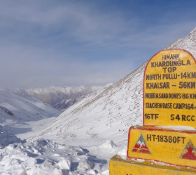 5. den: Přes sedlo Khardung La do údolí Nubrae