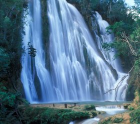 1-2. den: Přílet a přejezd na poloostrov Samanáe